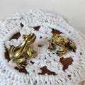 Get 2 Copper  frog Statue , animal Lucky Brass Home Desk Ornament Decor Miniature Feng shui Tea Pet Antique Meditation Serene Figurine,gift